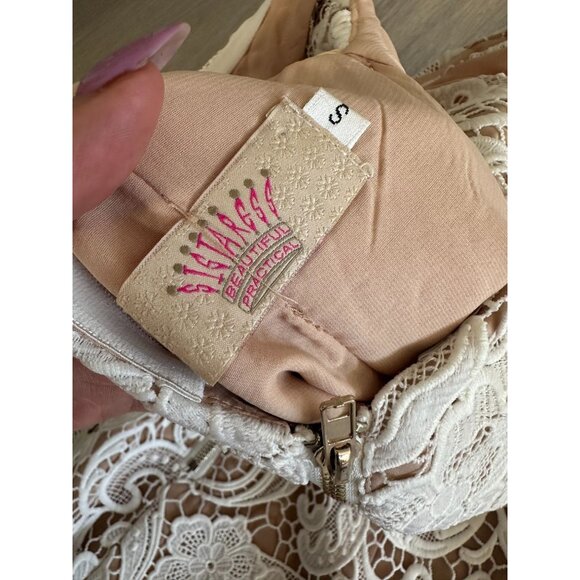 SISTARESS White Lace Nude Lined MIDI Weddjng Cocktail Dress Size Small - Picture 9 of 9